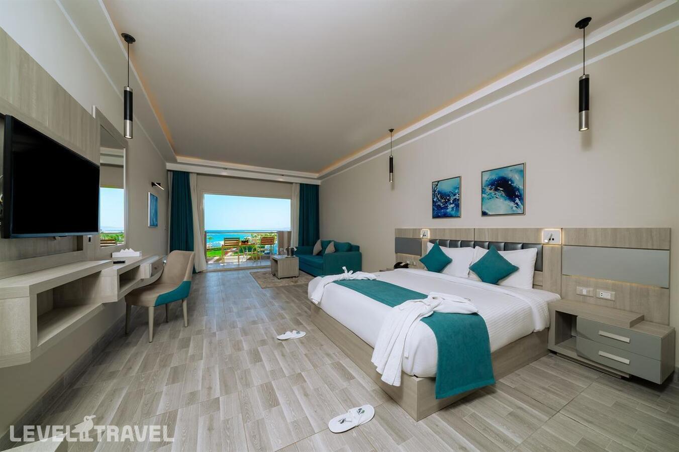 фотографии номера Премиум с видом на пляж (только для взрослых) отеля Sirena Beach Resort And Spa в Египет(Марса Алам) - фото №2