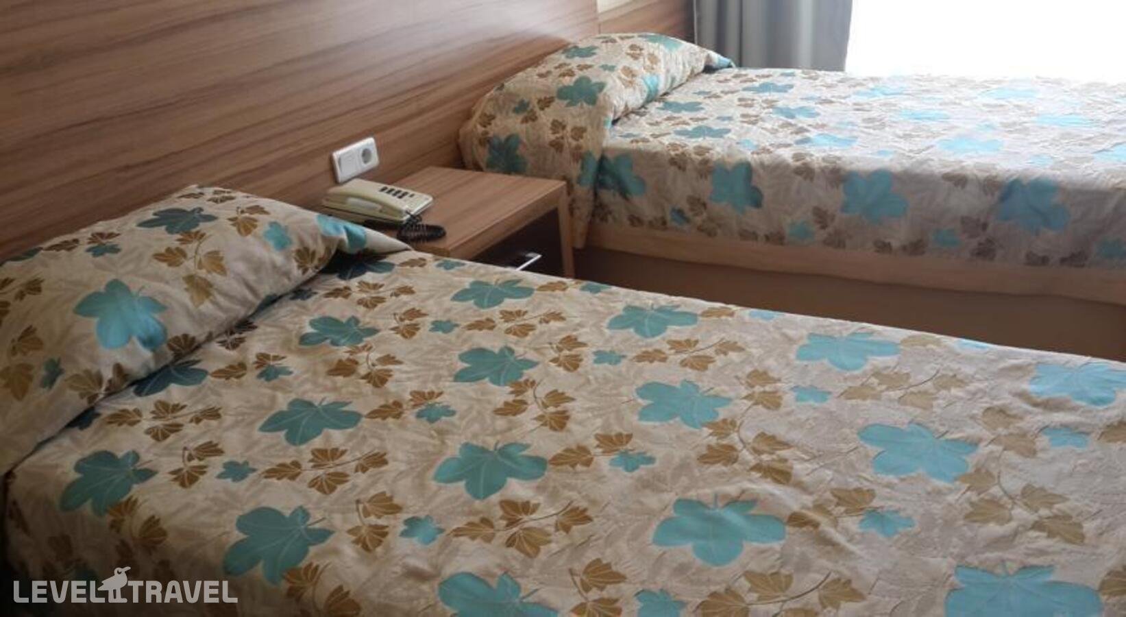 фотографии номера Стандартный с видом на море отеля Lara Hotel (Adults Only 18+) в Турция(Лара) - фото №2