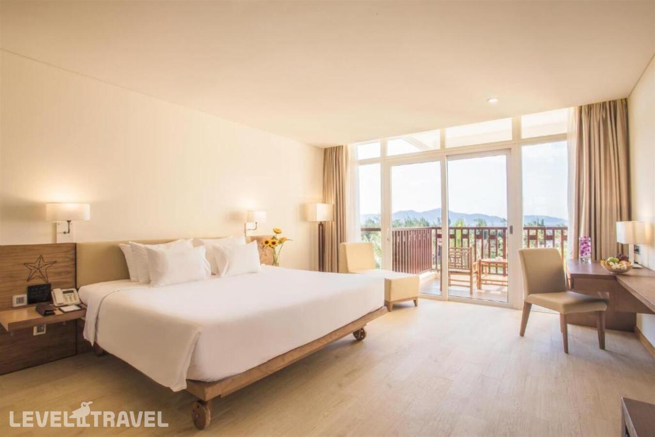 фотографии номера Делюкс Премиум с видом на океан отеля Sandy Beach Non Nuoc Resort в Вьетнам(Дананг) - фото №3