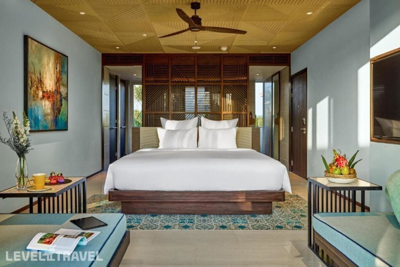 фотографии номера Номер Cabana с выходом к бассейну отеля Pullman Phu Quoc Beach Resort в Вьетнам(Фукуок) - фото №2