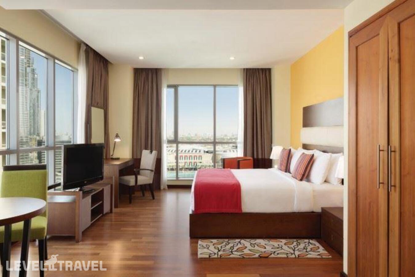 фотографии номера Премиум студия (для маломобильных гостей) отеля Ramada Downtown Dubai в ОАЭ(Даунтаун Дубай) - фото №1