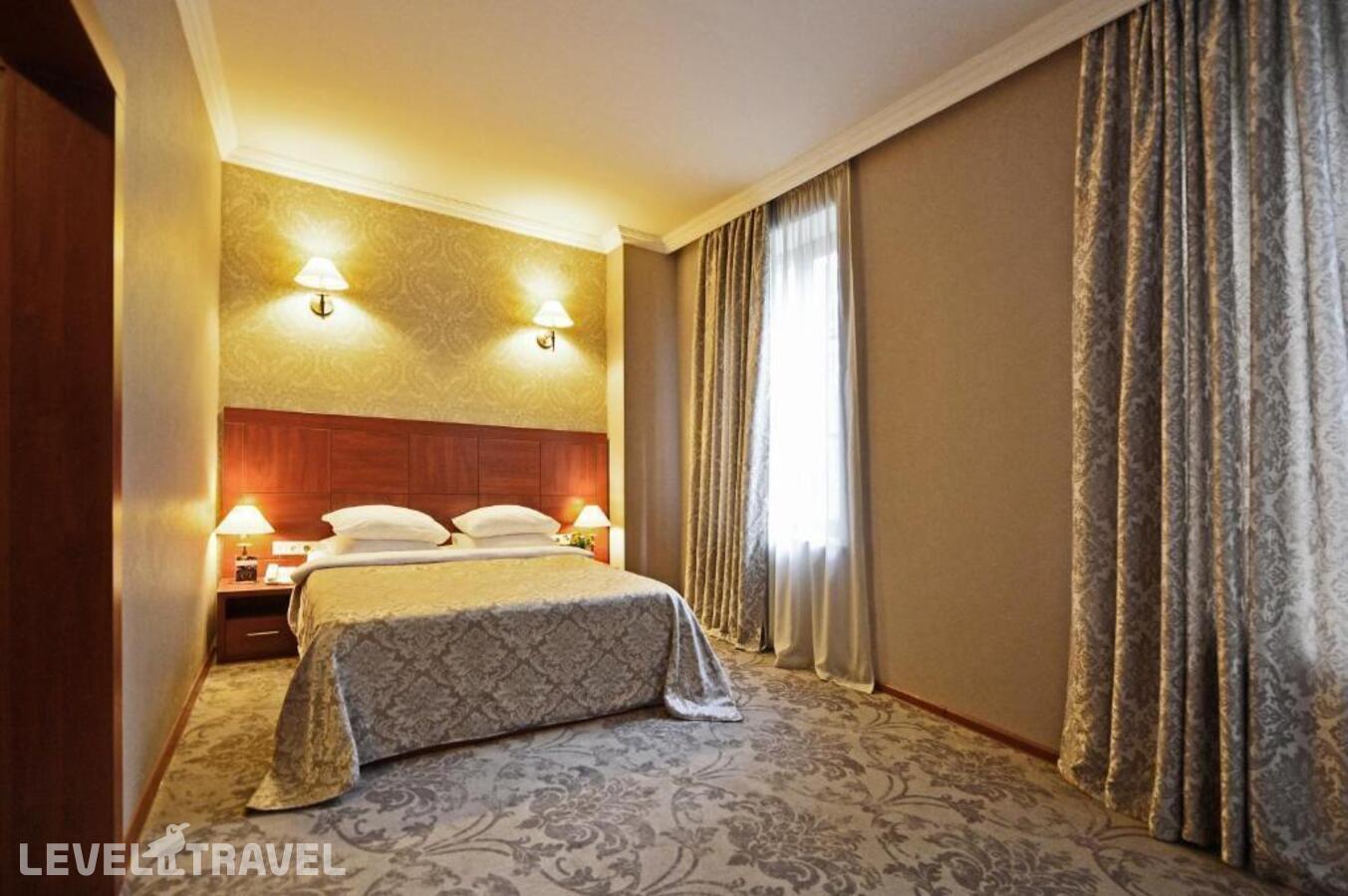 фотографии номера Полулюкс отеля Astoria Hotel Tbilisi в Грузия(Тбилиси) - фото №7