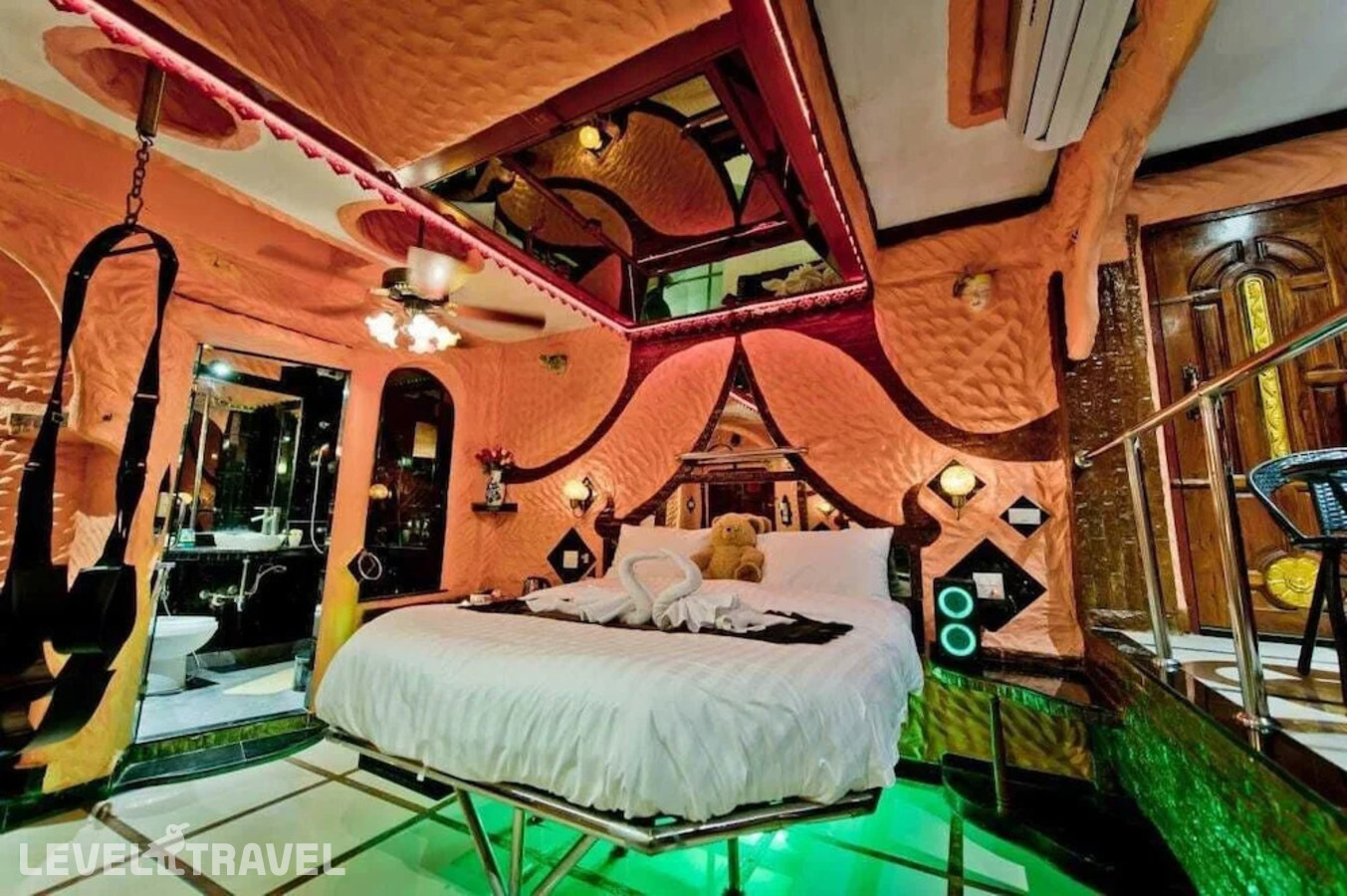 фотографии номера Делюкс отеля Penthouse Hotel в Таиланд(Центральная Паттайя) - фото №5