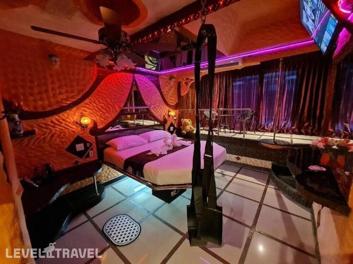 фотографии номера Делюкс отеля Penthouse Hotel в Таиланд(Центральная Паттайя) - фото №2