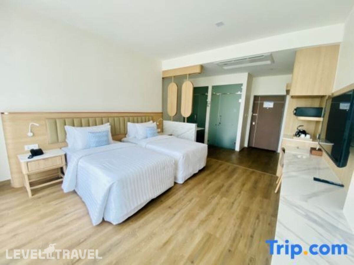 фотографии номера Делюкс с видом на бассейн отеля Infinity Aonang Krabi Hotel в Таиланд(Ао Нанг) - фото №4