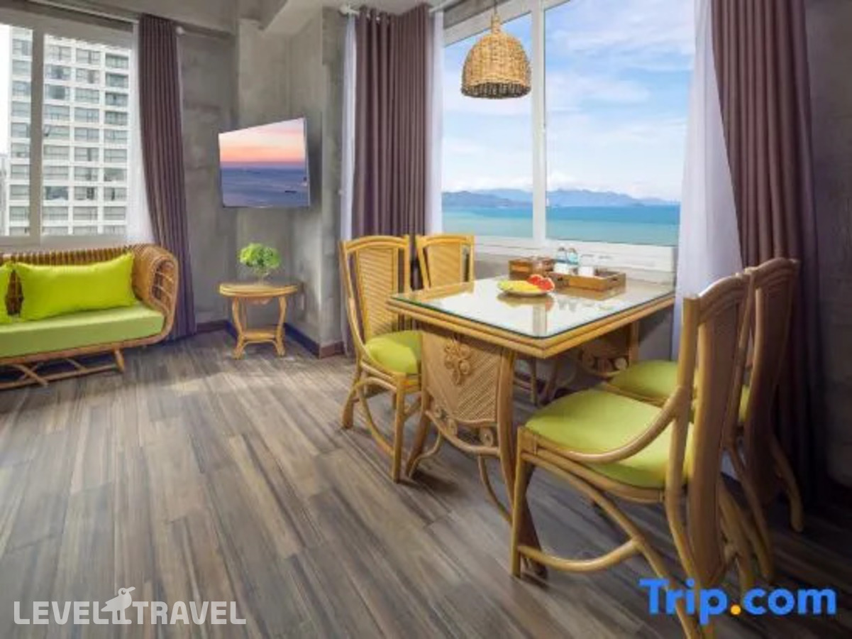фотографии номера Студия с видом на море отеля Missbamboo The Light Nha Trang (Ex. The Light Hotel) в Вьетнам(Нячанг) - фото №5