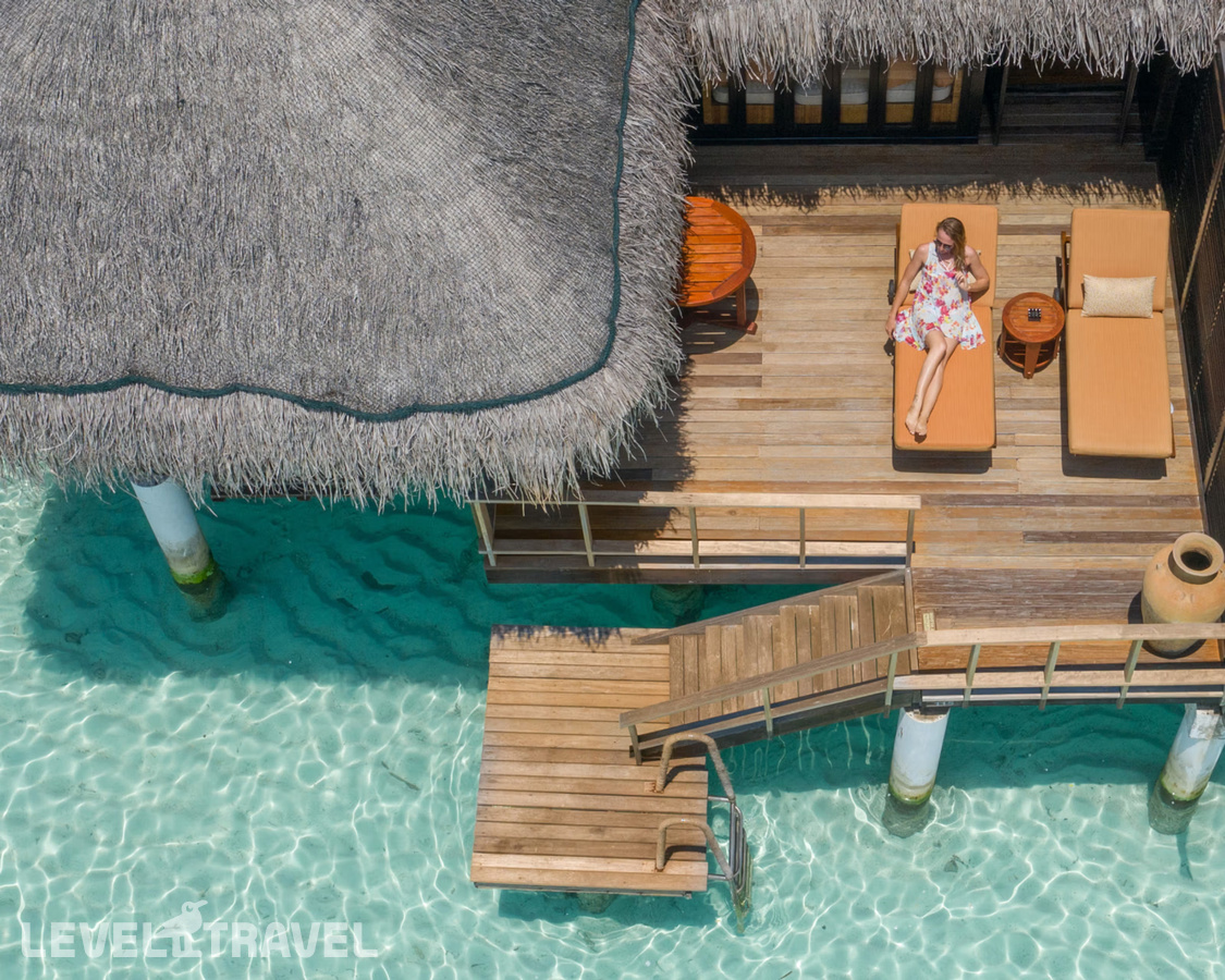 фотографии номера Вилла на воде Sunrise отеля Taj Exotica Resort & Spa в Мальдивы(Южный Мале Атолл) - фото №3