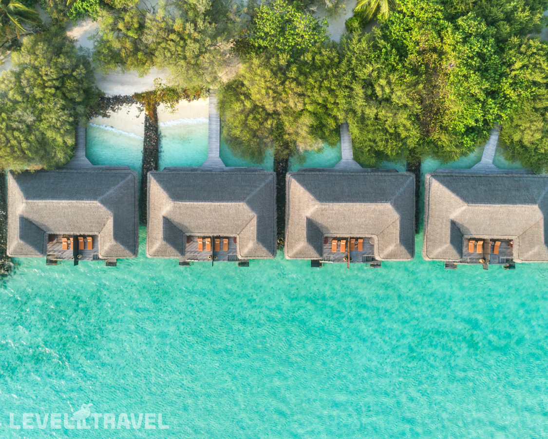 фотографии номера Вилла на воде Sunrise отеля Taj Exotica Resort & Spa в Мальдивы(Южный Мале Атолл) - фото №4
