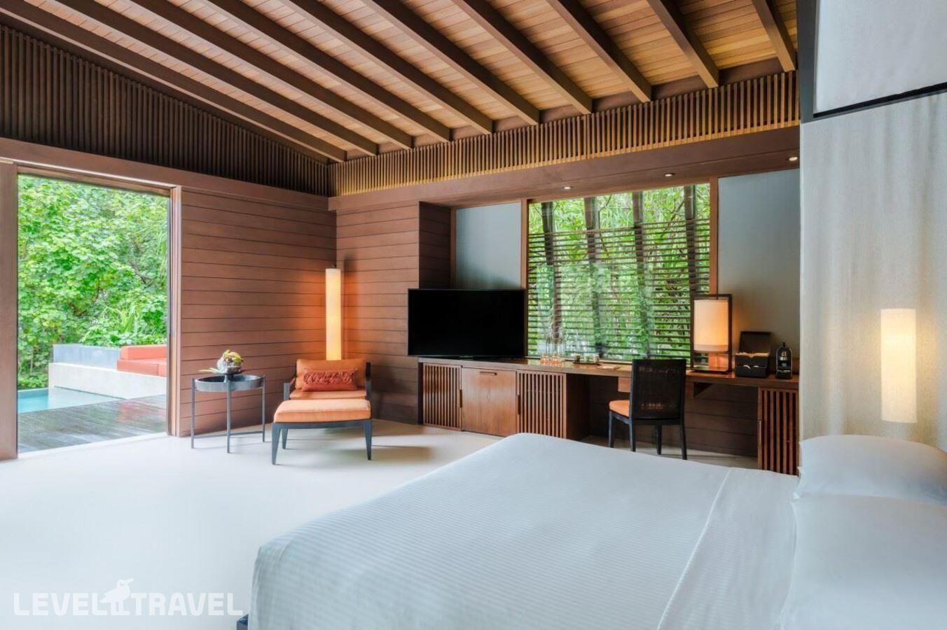 фотографии номера Пляжная вилла с бассейном отеля Park Hyatt Maldives Hadahaa в Мальдивы(Гаафу Алиф Атолл) - фото №1