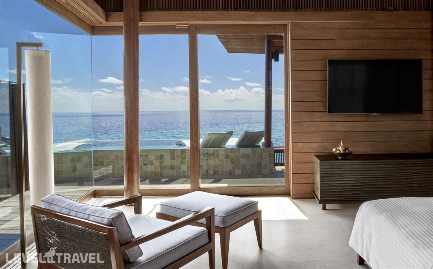 фотографии номера Вилла на воде Sunset с бассейном отеля Park Hyatt Maldives Hadahaa в Мальдивы(Гаафу Алиф Атолл) - фото №2