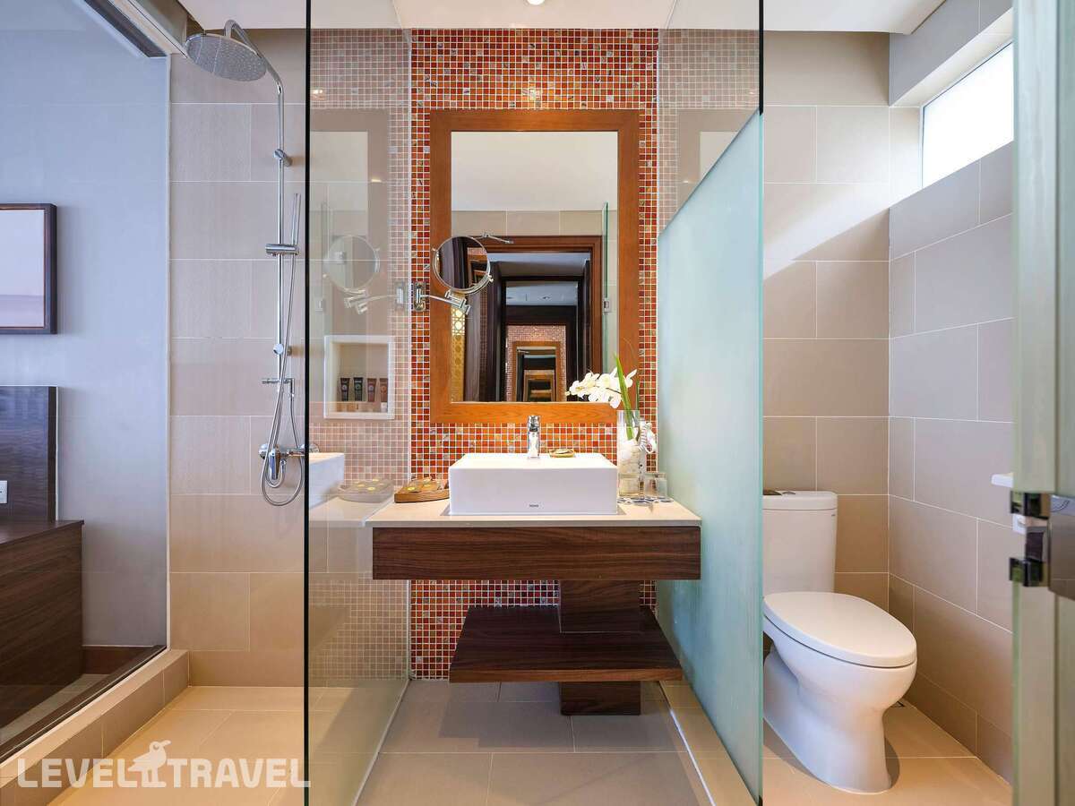 фотографии номера Улучшенный с видом на бассейн отеля Novotel Phu Quoc Resort в Вьетнам(Фукуок) - фото №4