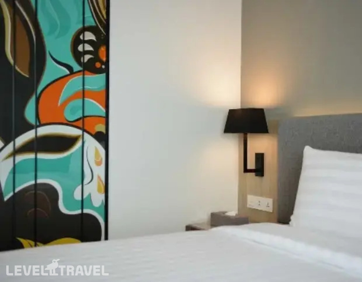 фотографии номера Делюкс с видом на город отеля Hotel Amber Pattaya в Таиланд(Центральная Паттайя) - фото №1