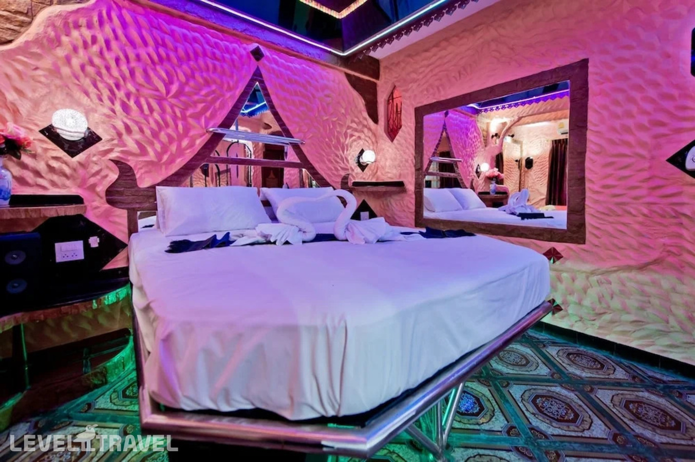 фотографии номера Люкс отеля Penthouse Hotel в Таиланд(Центральная Паттайя) - фото №9