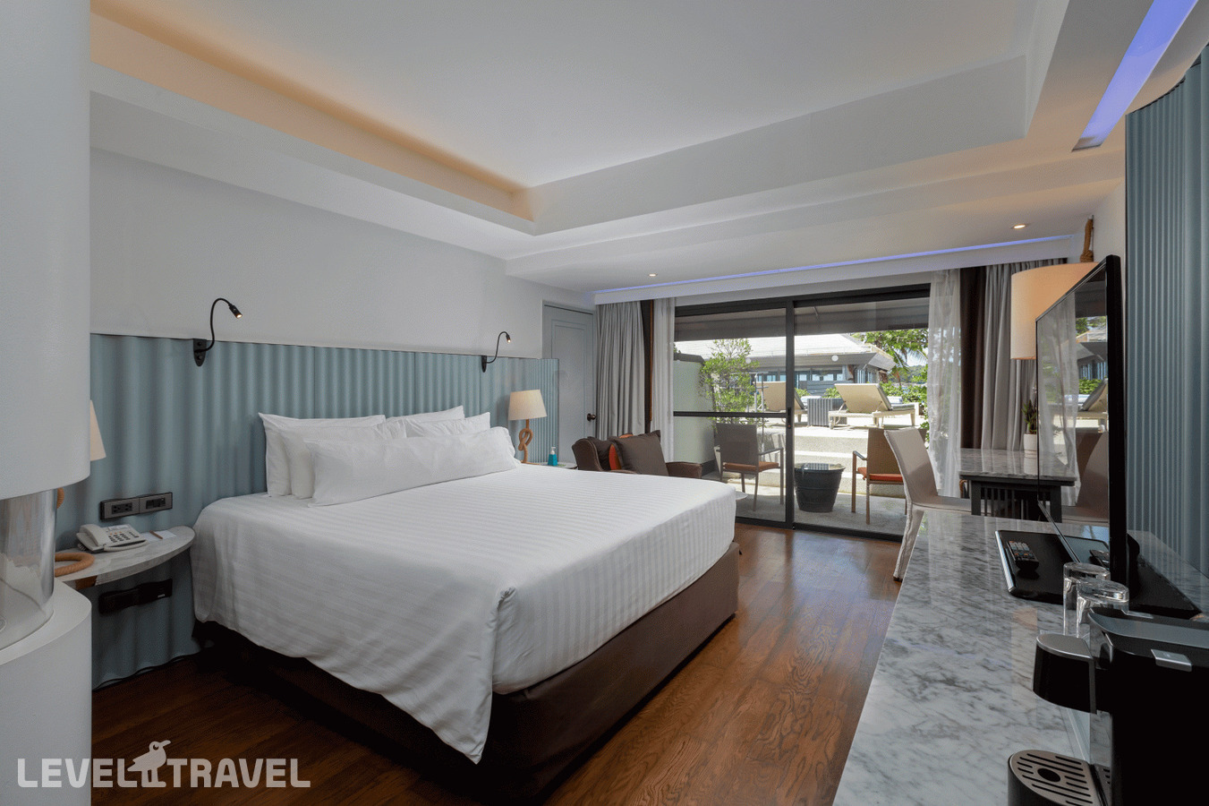 фотографии номера Номер Terrace отеля The Boathouse Phuket в Таиланд(Ката Бич) - фото №1