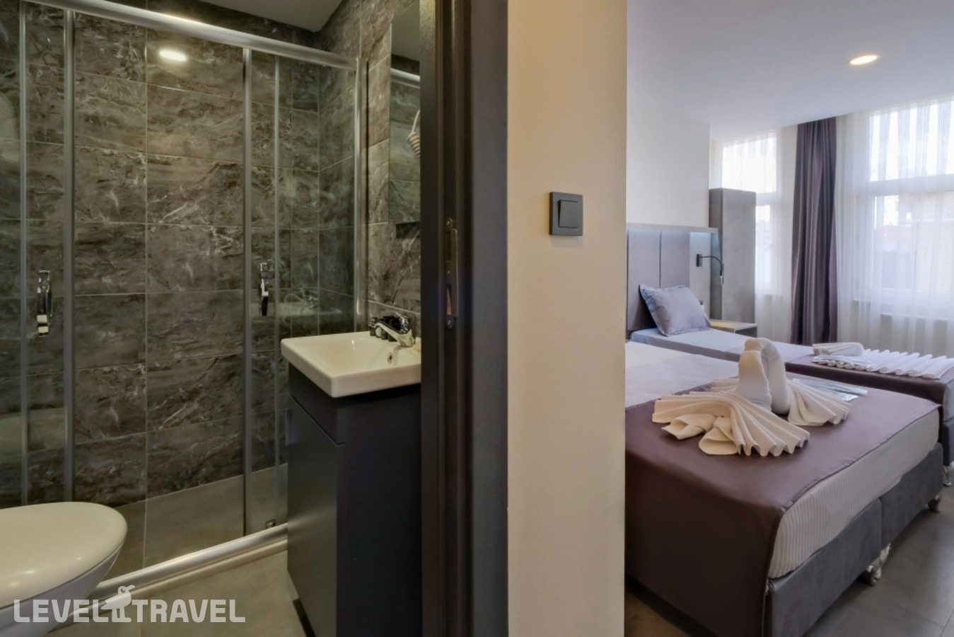 фотографии номера Трехместный Комфорт отеля The Queen Hotel в Турция(Фатих) - фото №11