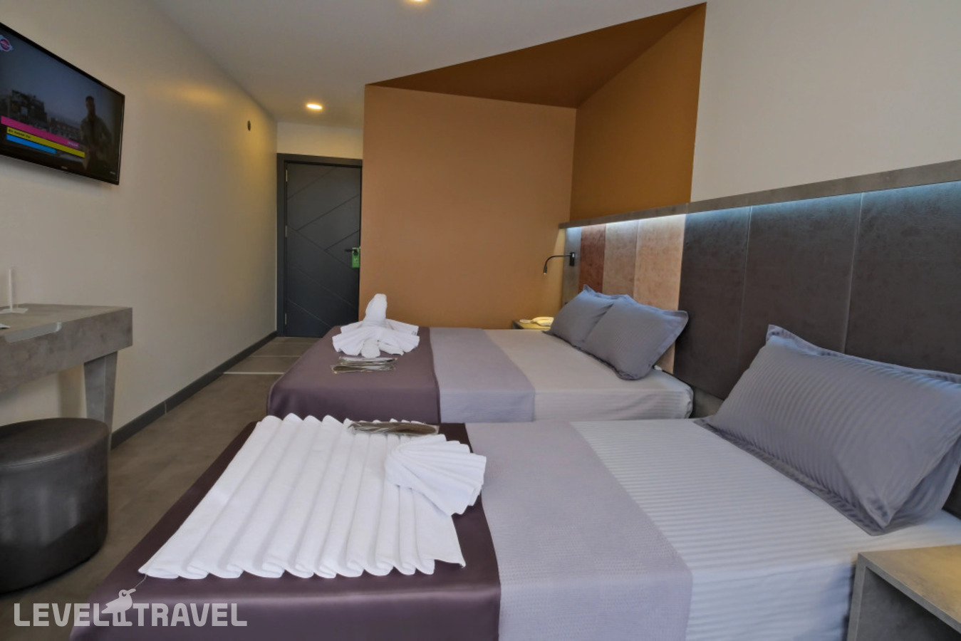 фотографии номера Трехместный Комфорт отеля The Queen Hotel в Турция(Фатих) - фото №18