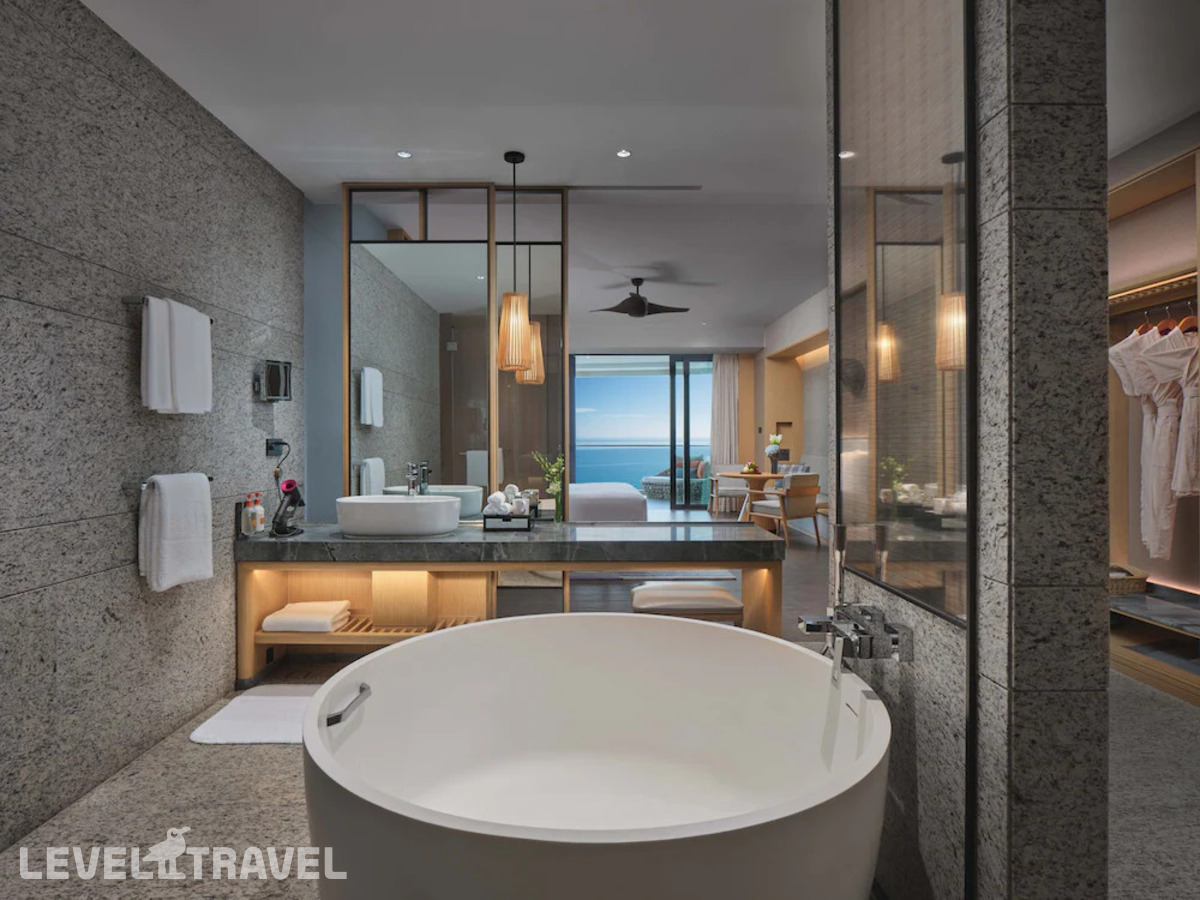 фотографии номера Клубный номер отеля Crowne Plaza Sanya Haitang Bay Resort, An Ihg Hotel в Китай(Хайтанг Бэй) - фото №2