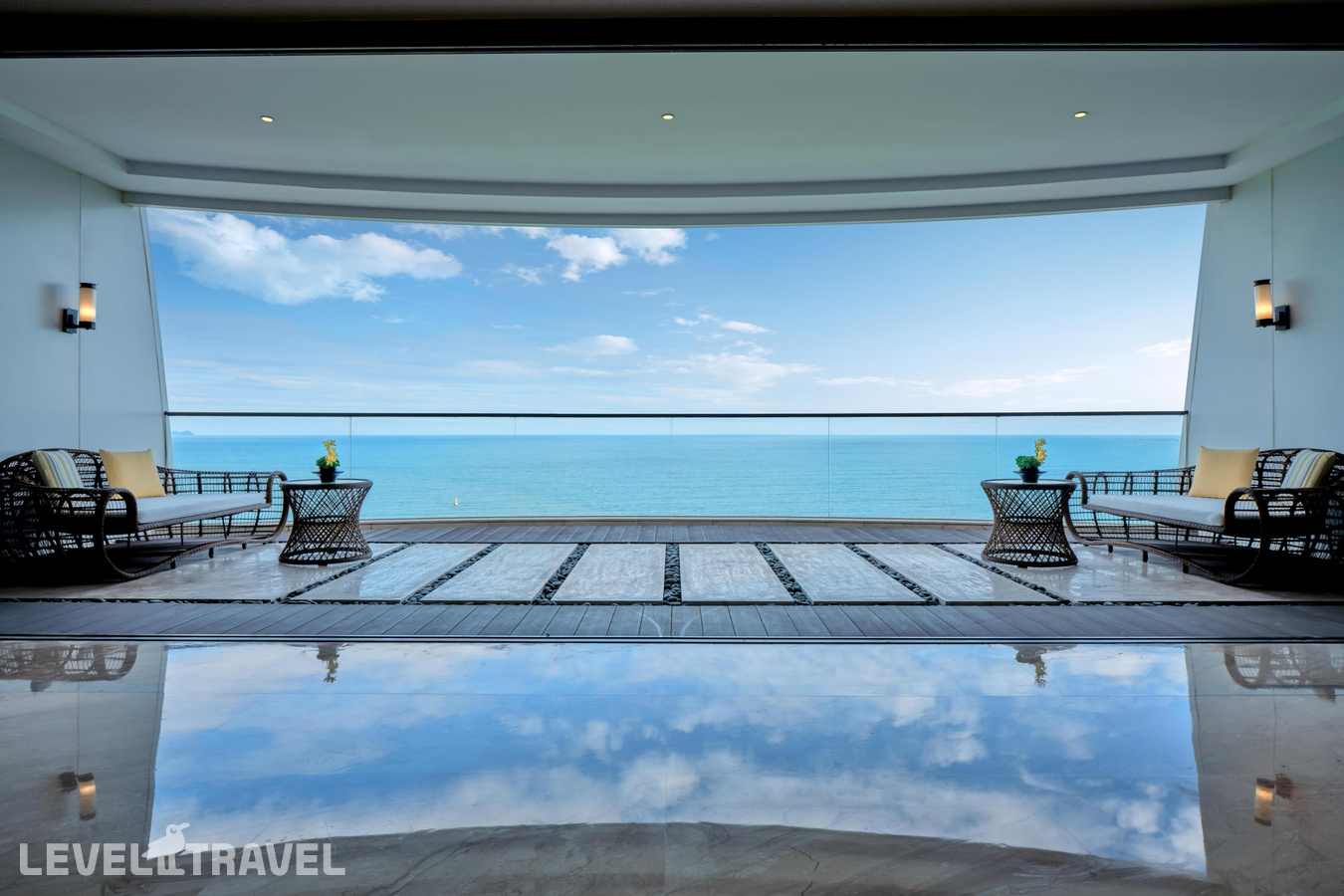 фотографии номера Люкс президентский отеля Crowne Plaza Sanya Haitang Bay Resort, An Ihg Hotel в Китай(Хайтанг Бэй) - фото №2