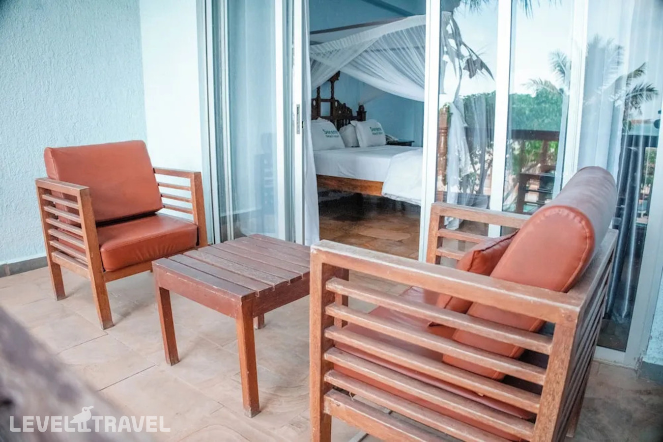 фотографии номера Стандартный с балконом и видом на море отеля Serene Beach Resort в Танзания(Дар-эс-Салам) - фото №22