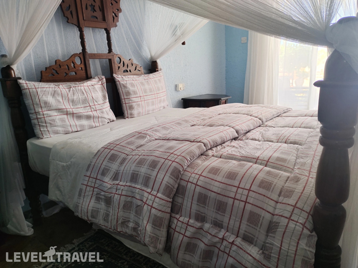 фотографии номера Номер Superior с балконом и с видом на море отеля Serene Beach Resort в Танзания(Дар-эс-Салам) - фото №4