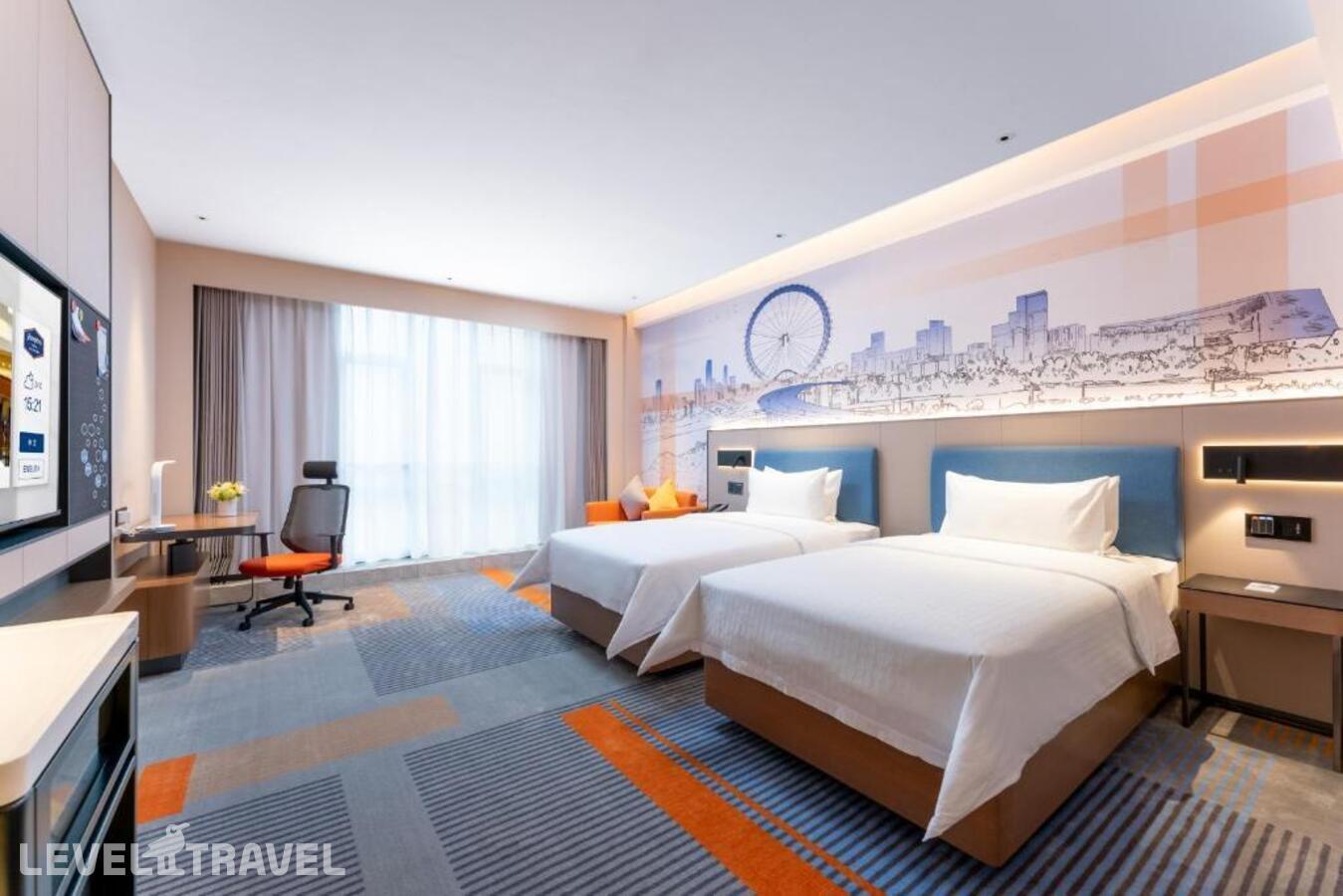 фотографии номера Улучшенный (две односпальные кровати) отеля Hampton By Hilton Guangzhou Jinshazhou в Китай(Гуанчжоу) - фото №1