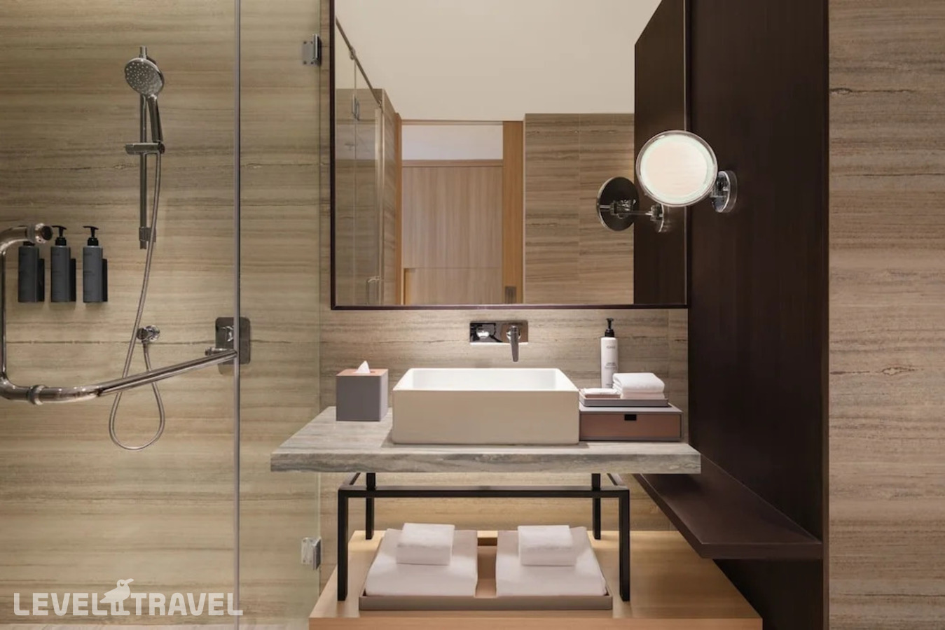 фотографии номера Делюкс с видом на бассейн отеля Courtyard By Marriott Goa Colva в Индия(Колва) - фото №3