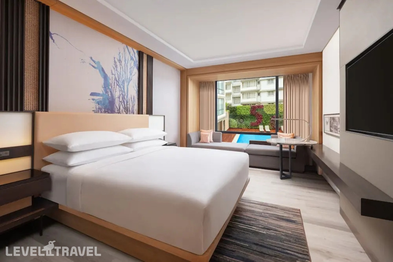 фотографии номера Делюкс с видом на бассейн отеля Courtyard By Marriott Goa Colva в Индия(Колва) - фото №1