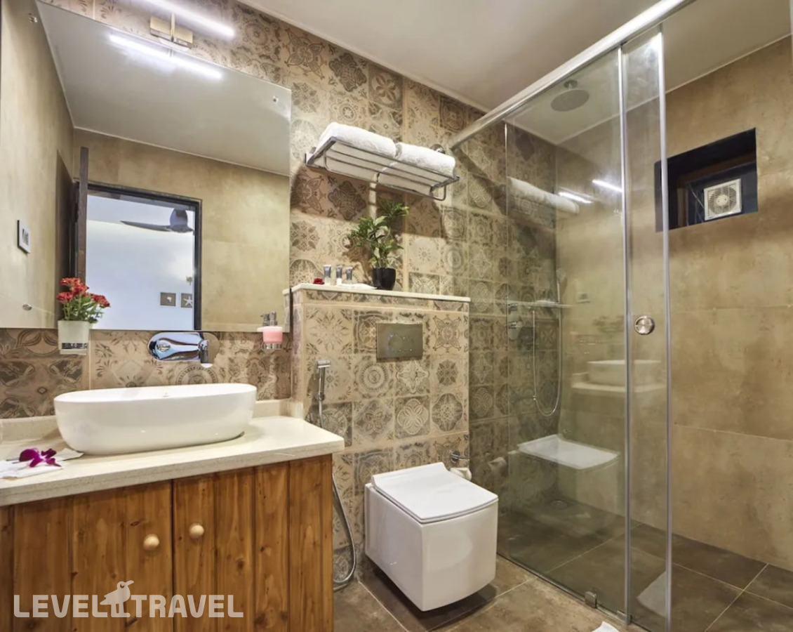 фотографии номера Премиум отеля Sea Queen Beach Resort And Spa в Индия(Колва) - фото №1
