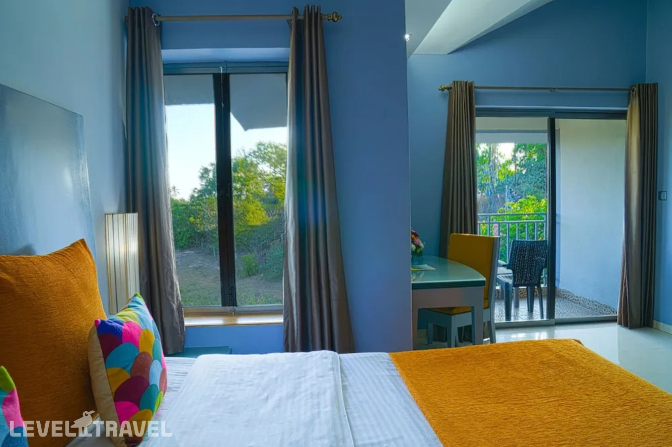 фотографии номера Роскошный люкс отеля Baywatch Resort в Индия(Сернабатим) - фото №15