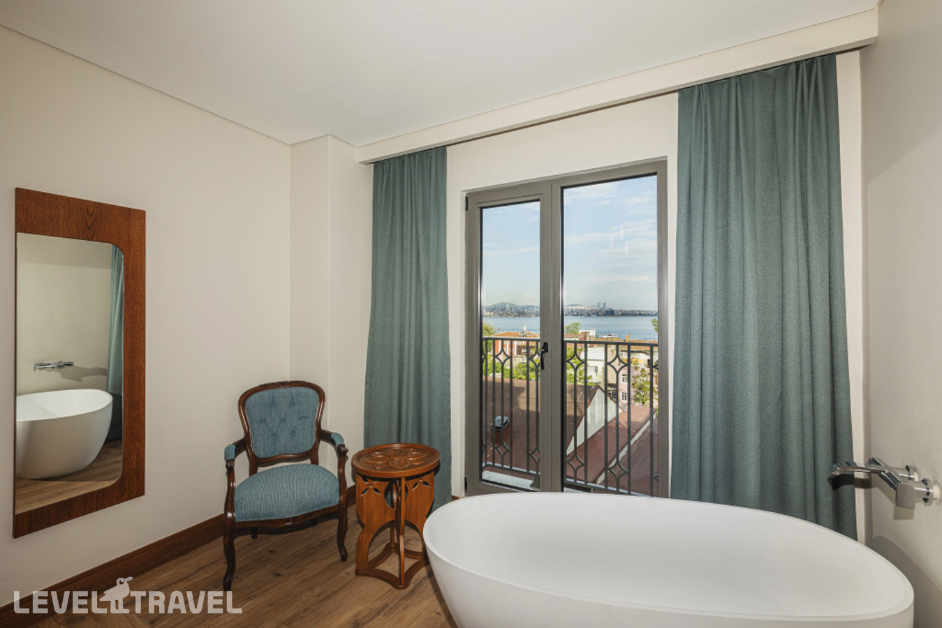 фотографии номера Полулюкс с видом на море отеля Triton Hotel (Ex. Azade Hotel) в Турция(Фатих) - фото №2