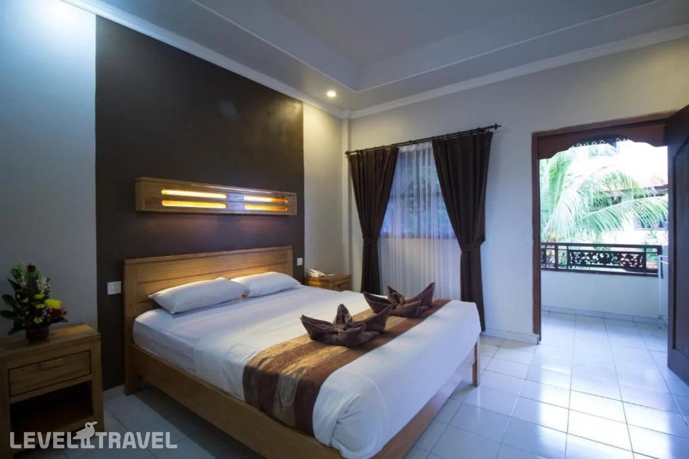 фотографии номера Делюкс (две односпальные кровати) отеля Bakung Sari Resort And Spa в Индонезия(Кута) - фото №1