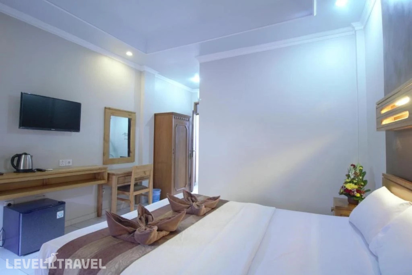 фотографии номера Делюкс (две односпальные кровати) отеля Bakung Sari Resort And Spa в Индонезия(Кута) - фото №9