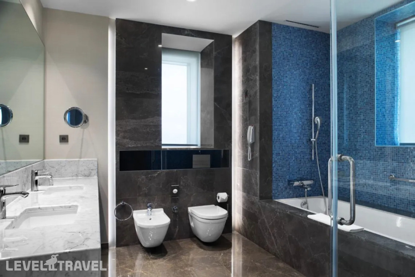 фотографии номера Люкс с видом на море отеля Marriott Hotel Sisli в Турция(Шишли) - фото №5