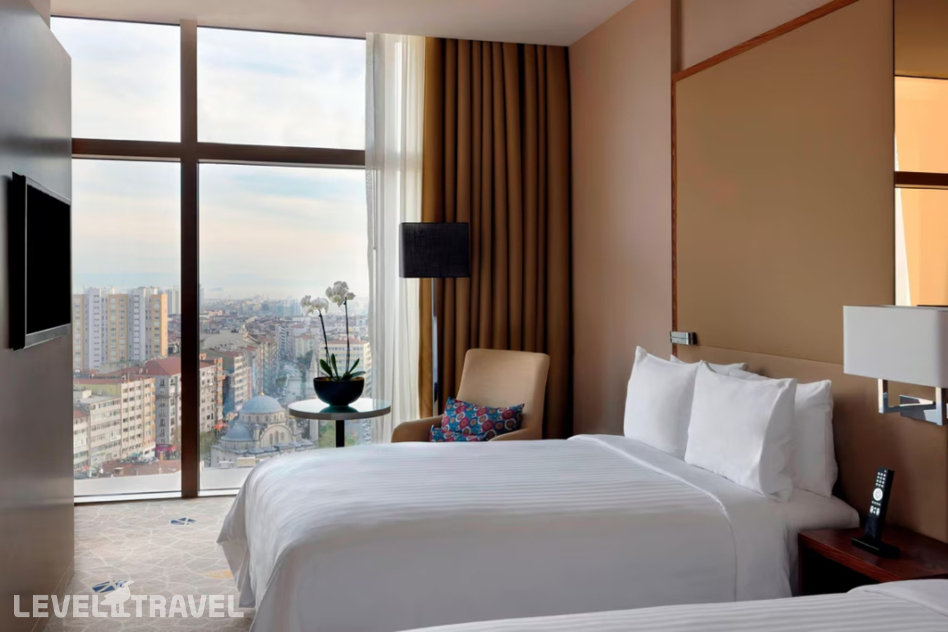 фотографии номера Люкс с видом на море отеля Marriott Hotel Sisli в Турция(Шишли) - фото №2