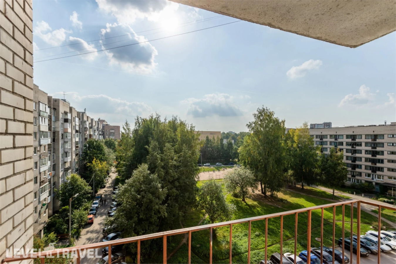 фотографии номера Двухместная студия Comfort с видом на внутренний двор двуспальная кровать отеля Отель Академия в Россия(Калининский район) - фото №2