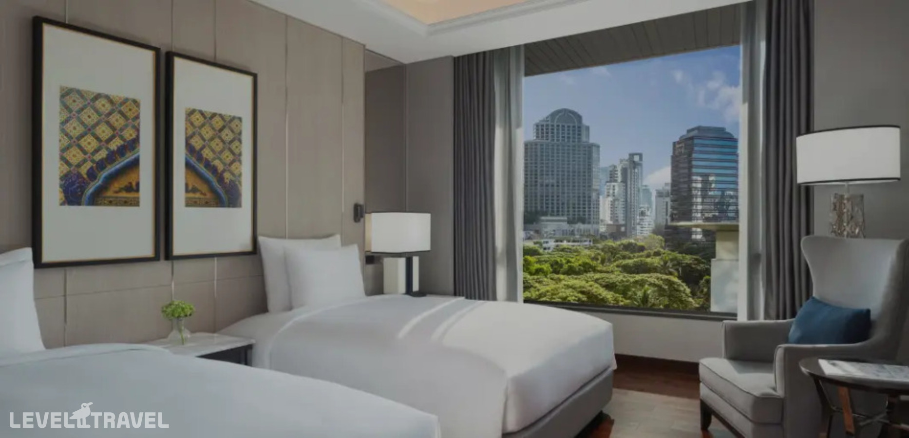 фотографии номера Двухместный люкс Grand Executive двуспальная кровать отеля Sindhorn Kempinski Hotel Bangkok в Таиланд(Бангкок) - фото №1