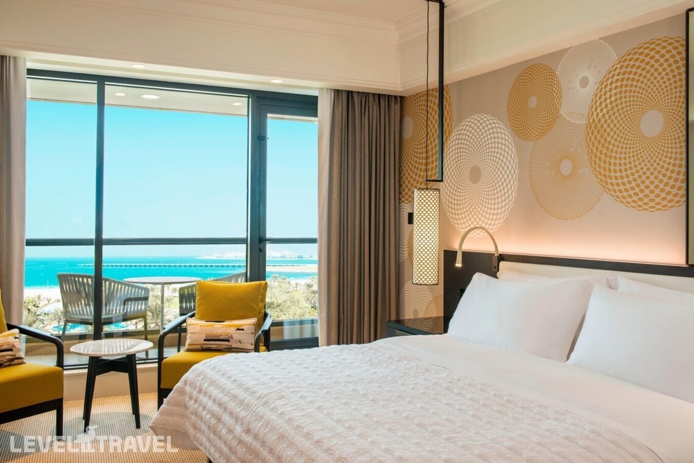 фотографии номера Делюкс (две односпальные кровати) отеля Le Royal Meridien Jumeirah Beach в ОАЭ(Дубай Марина) - фото №1