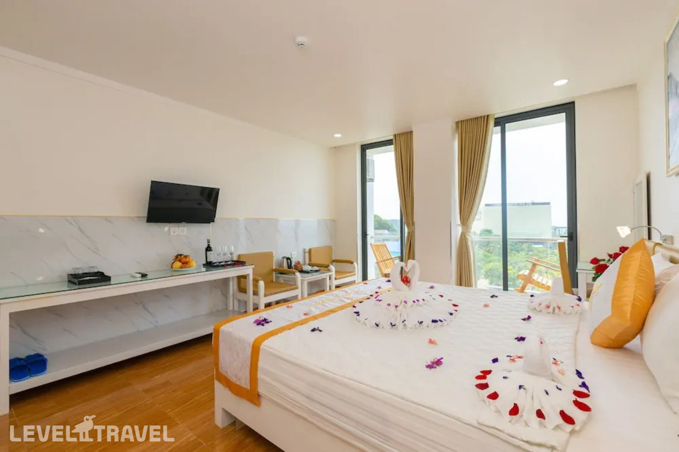 фотографии номера Номер Роскошный отеля Home Park Hotel Phu Quoc в Вьетнам(Фукуок) - фото №9