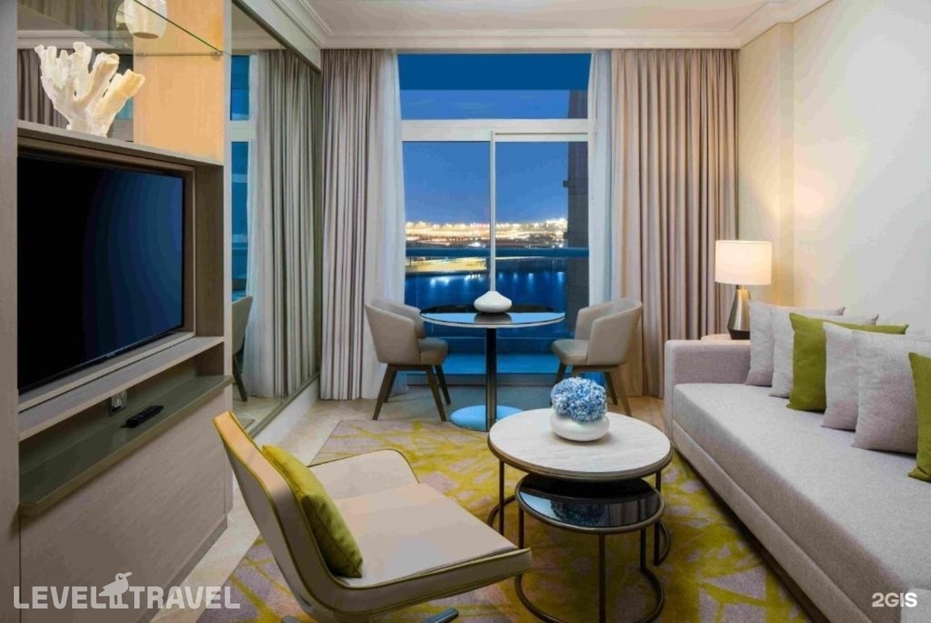 фотографии номера Апартаменты с видом на море отеля Beach Rotana Abu Dhabi в ОАЭ(Абу-Даби) - фото №8