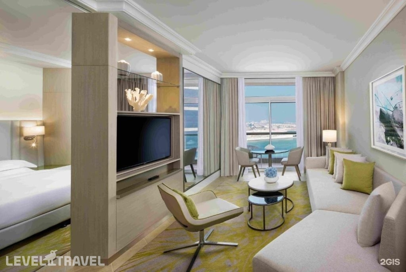 фотографии номера Апартаменты с видом на море отеля Beach Rotana Abu Dhabi в ОАЭ(Абу-Даби) - фото №2