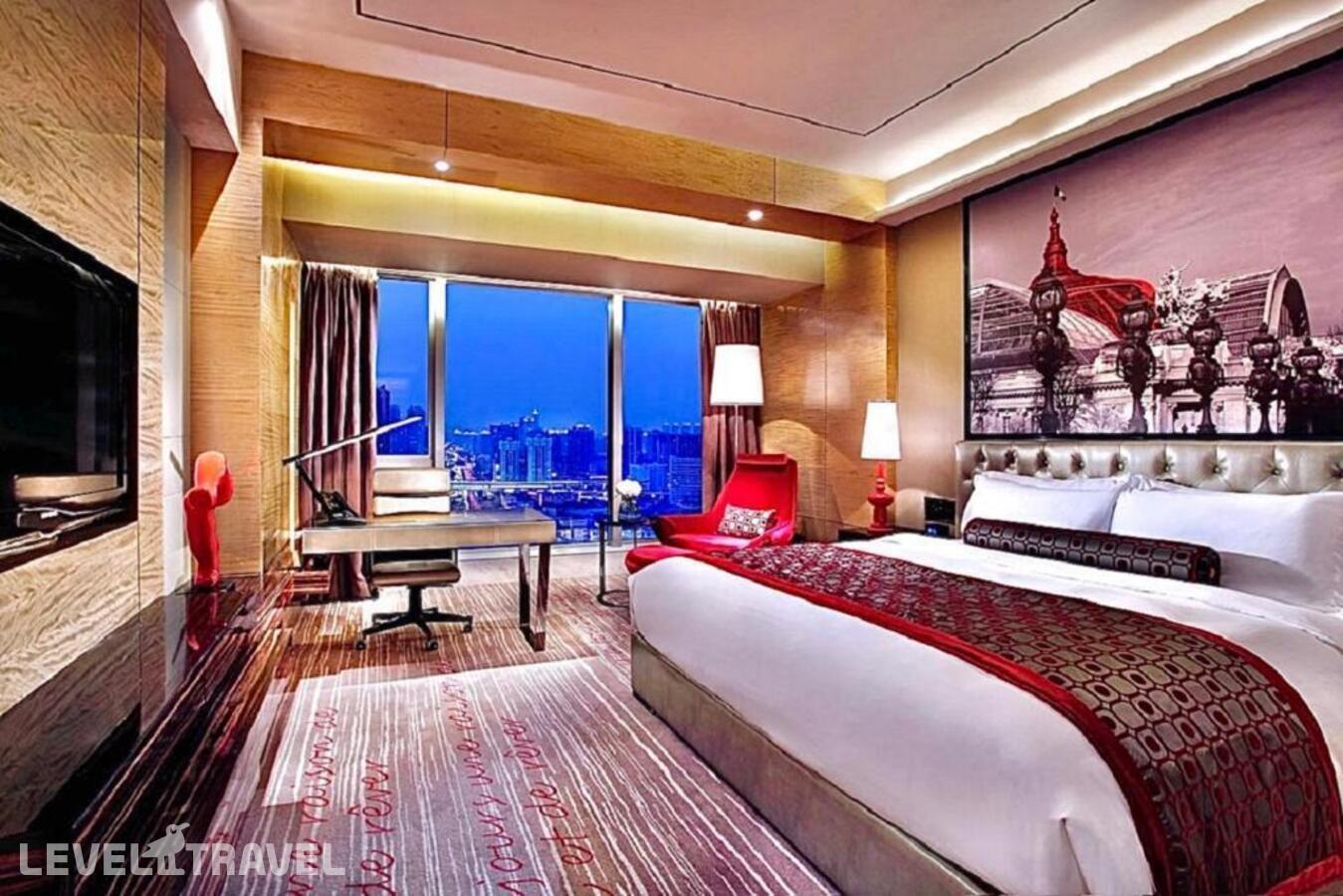 фотографии номера Улучшенный номер отеля Sofitel Sunrich в Китай(Гуанчжоу) - фото №5