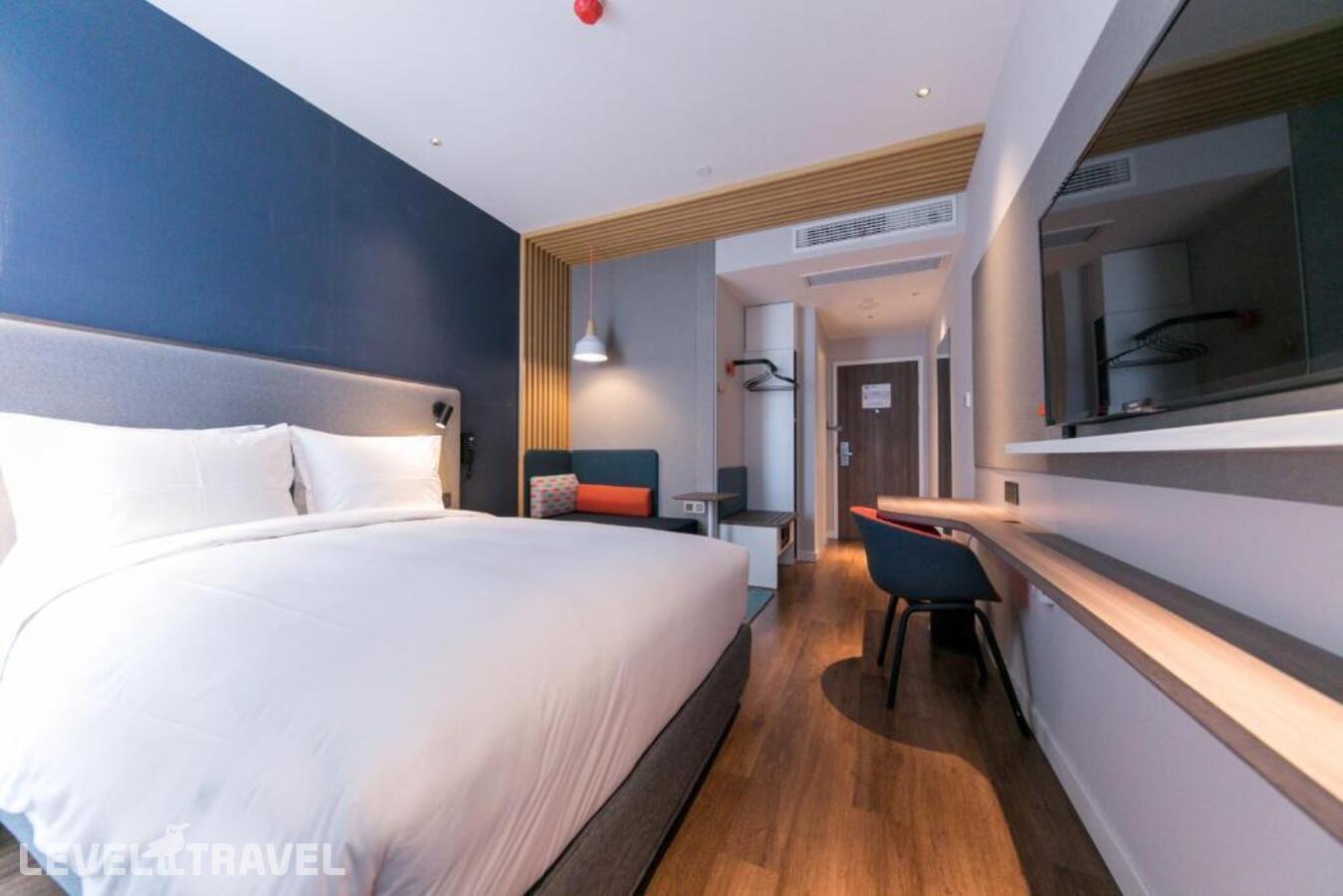 фотографии номера Стандартный номер с очистителем воздуха отеля Holiday Inn Express Shanghai Tangzhen, An Ihg Hotel в Китай(Шанхай) - фото №1