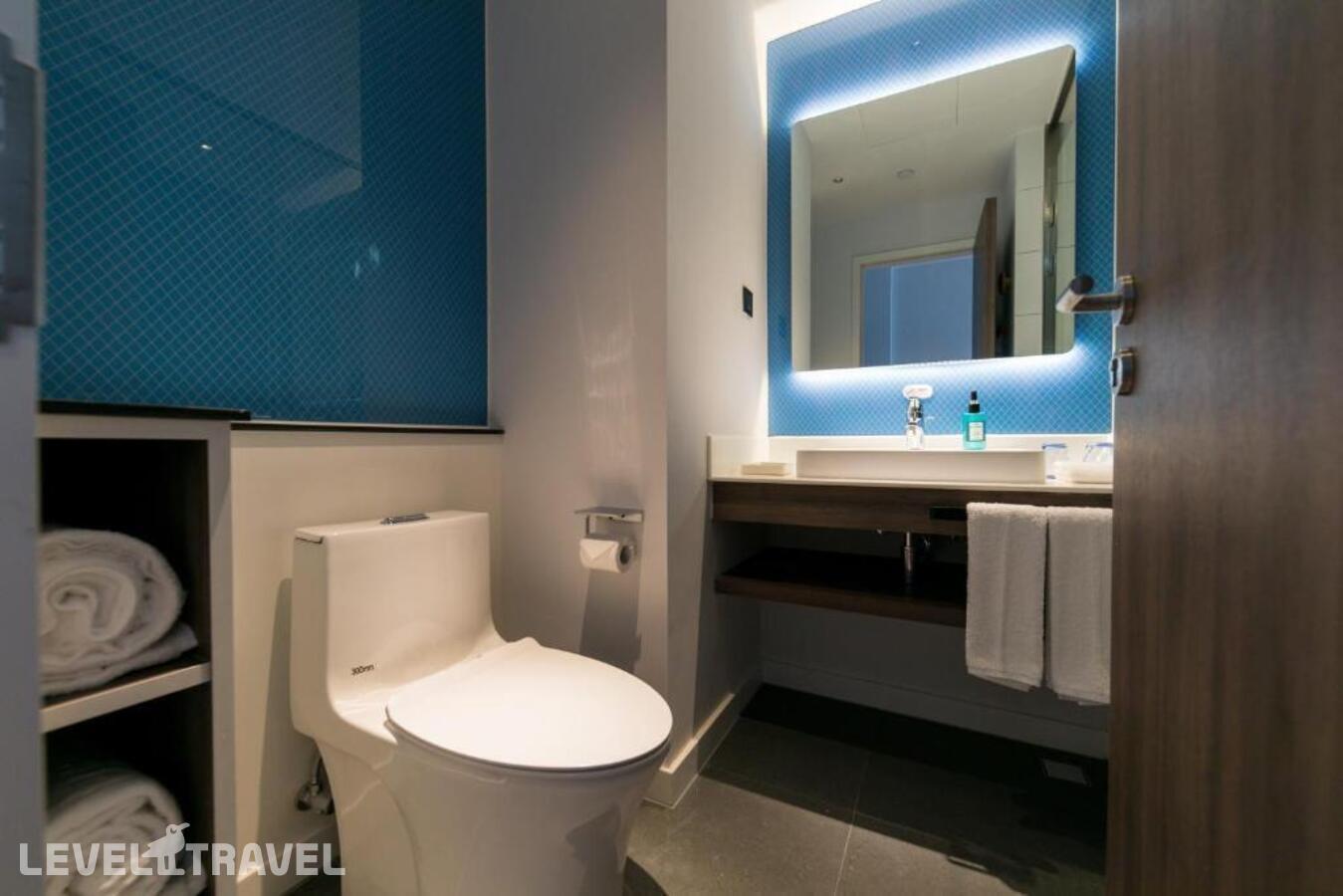 фотографии номера Стандартный номер с очистителем воздуха отеля Holiday Inn Express Shanghai Tangzhen, An Ihg Hotel в Китай(Шанхай) - фото №2
