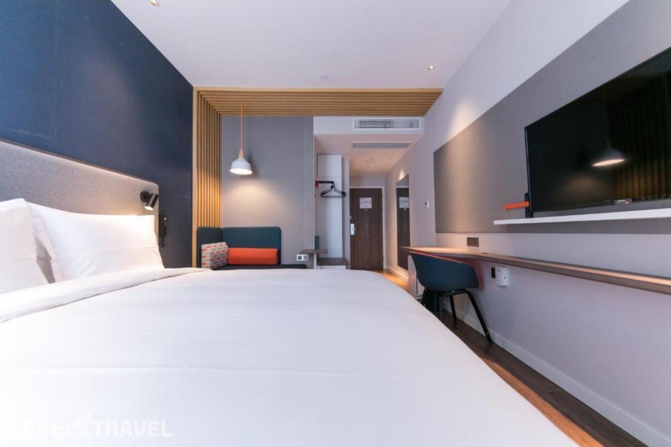 фотографии номера Стандартный номер с очистителем воздуха отеля Holiday Inn Express Shanghai Tangzhen, An Ihg Hotel в Китай(Шанхай) - фото №3