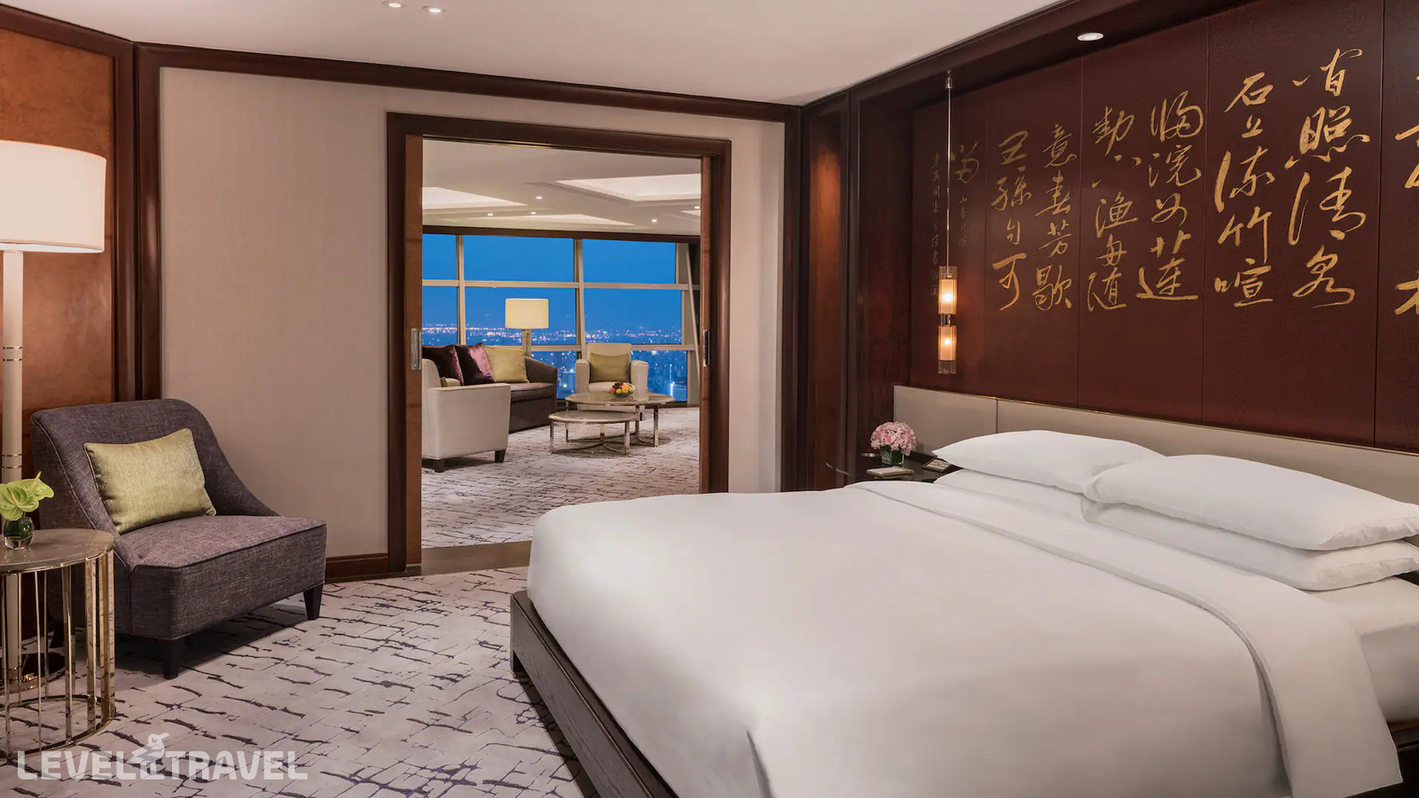фотографии номера Люкс дипломатический отеля Grand Hyatt Shanghai в Китай(Шанхай) - фото №1