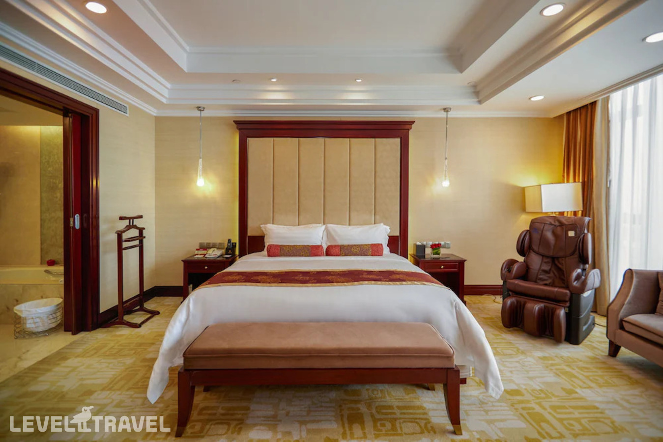 фотографии номера Люкс с видом на сад отеля Soluxe Hotel Guangzhou в Китай(Гуанчжоу) - фото №5