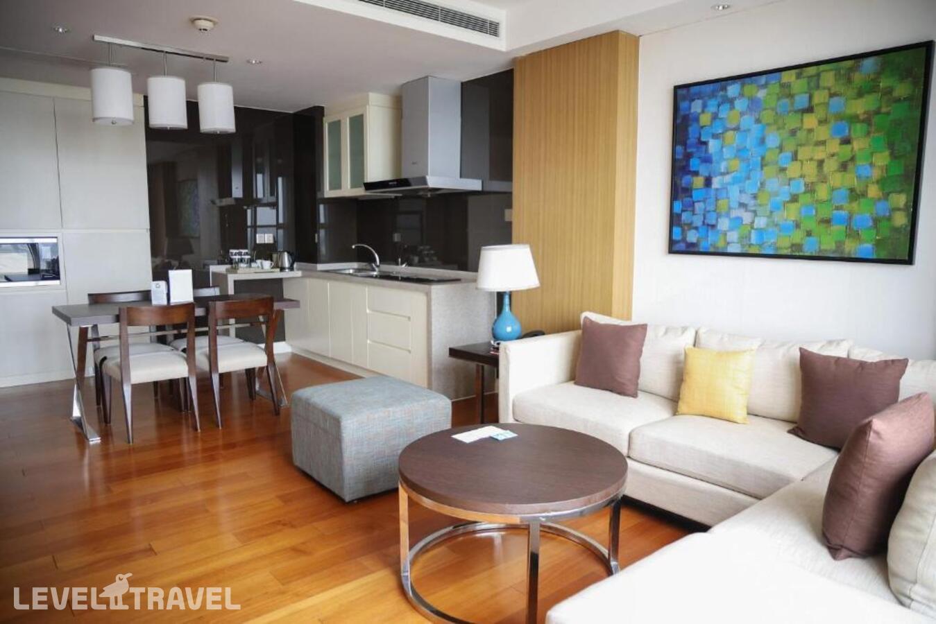 фотографии номера Люкс с видом на поле для гольфа (2 спальни) отеля Crowne Plaza Shanghai Anting, An Ihg Hotel в Китай(Шанхай) - фото №5