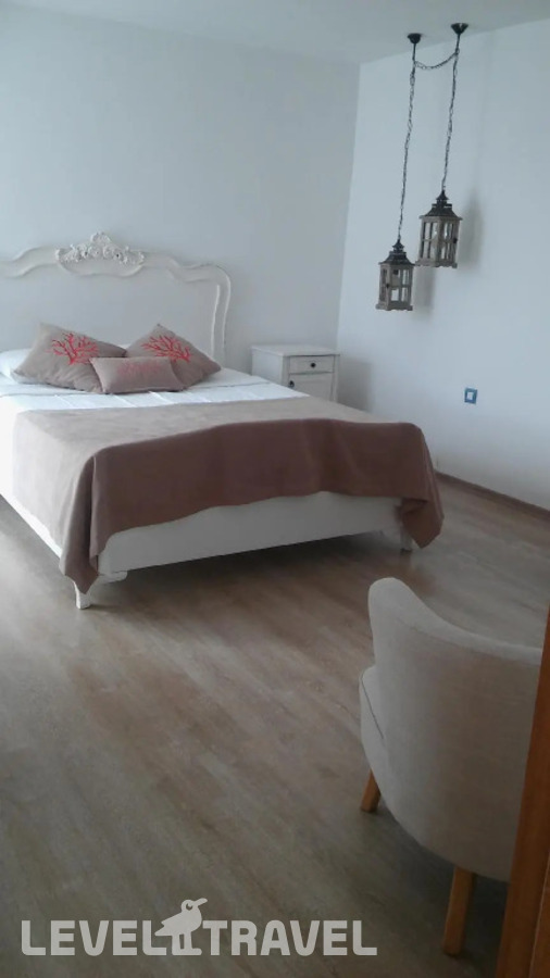 фотографии номера Люкс с видом на бассейн отеля Sade Alacati Hotel в Турция(Чешме) - фото №2