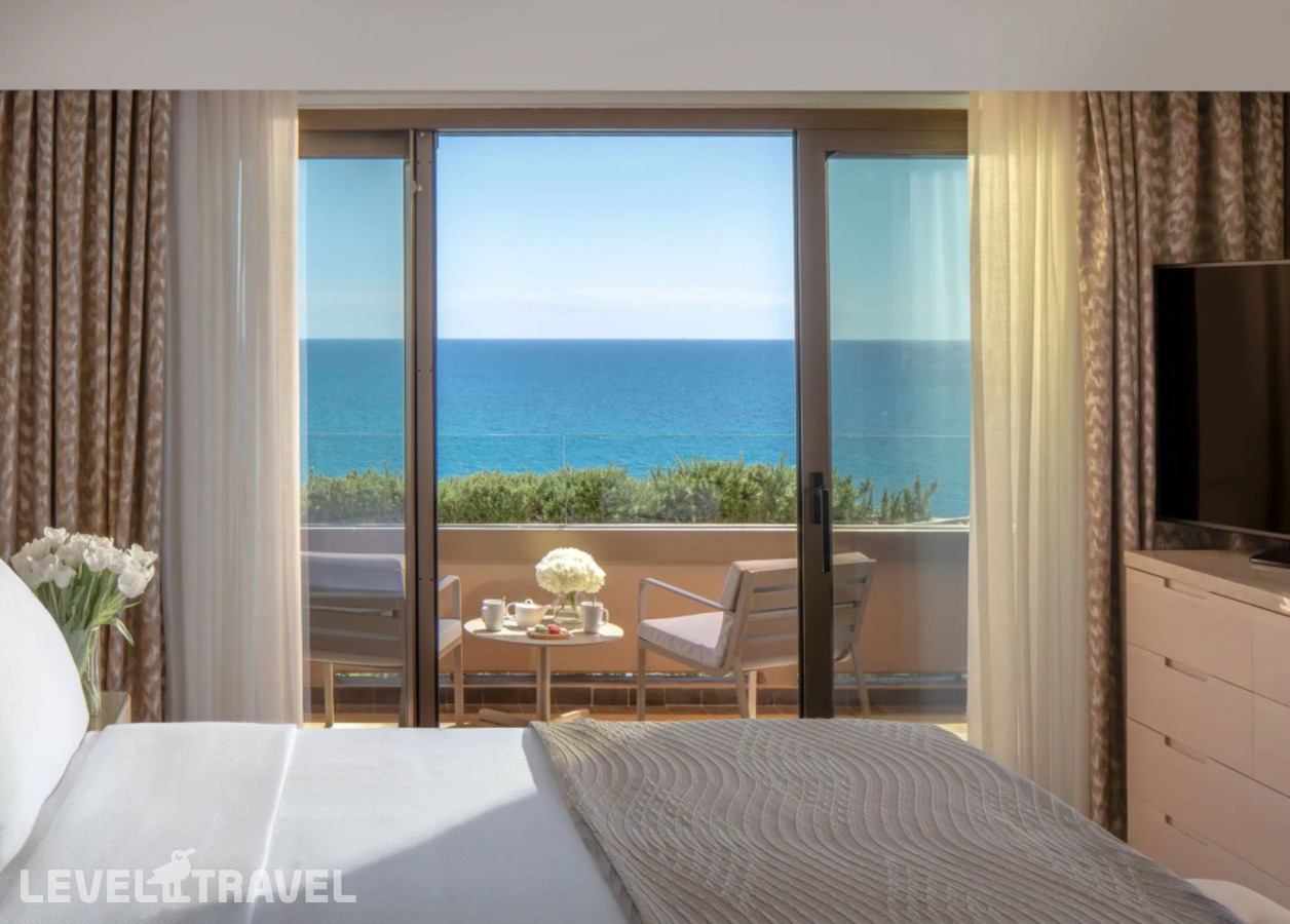 фотографии номера Двухместный люкс Penthouse двуспальная кровать отеля Four Seasons Limassol в Кипр(Агиос Тихонас) - фото №2