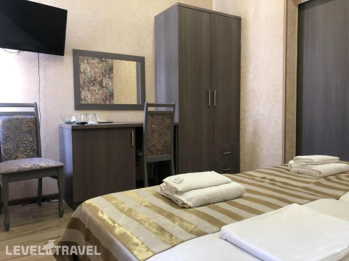 фотографии номера Экономичный номер отеля Rich Hotel в Россия(Адлер) - фото №23